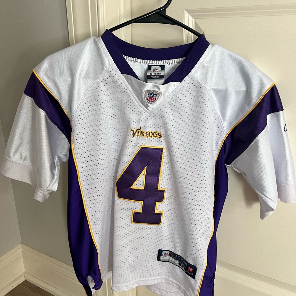 Brett Favre Minnesota Vikings jersey - White and Purple Jersey.